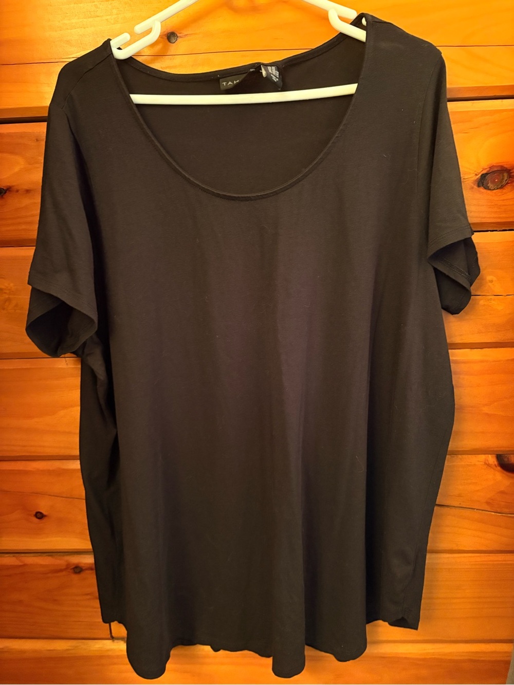 Tahari Black Scoop Neck Short Sleeve Top